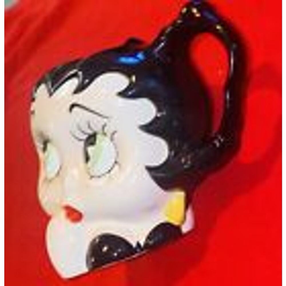 Ceramic Betty Boop Teapot by Paul Cardew 2000 topless 8" TALL